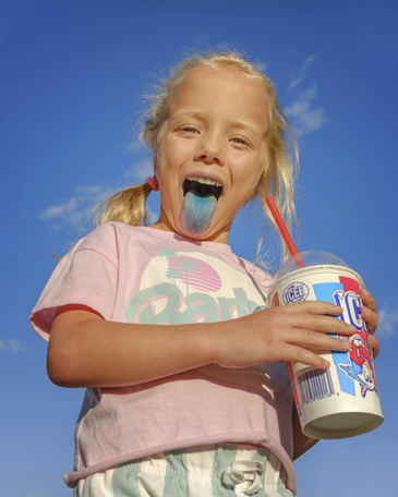 May 19 2025 Int Adv Salon Web 01